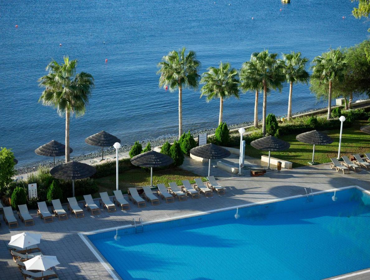 Atlantica Miramare Beach ลิมาซอล ภายนอก รูปภาพ