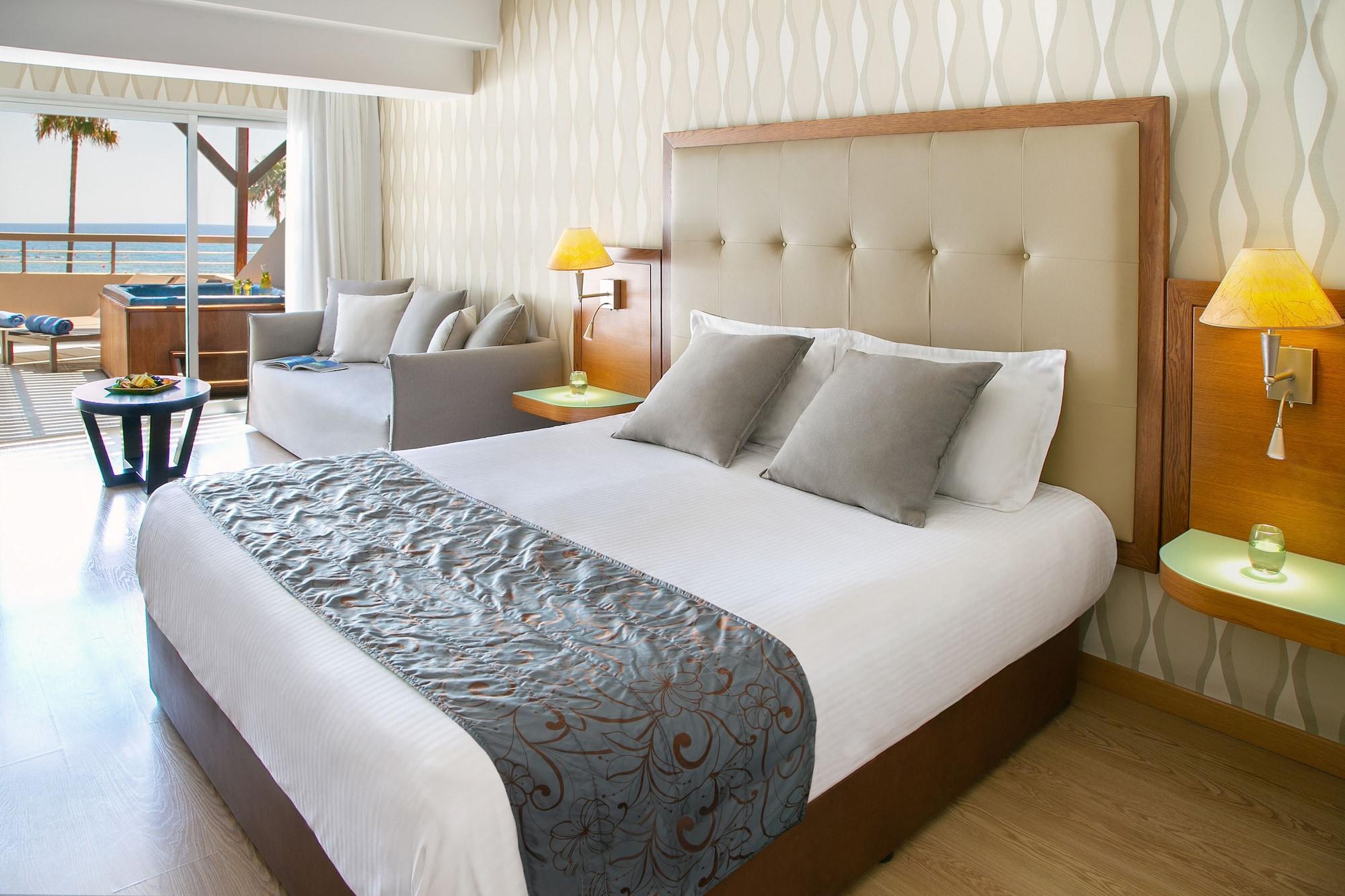 Atlantica Miramare Beach ลิมาซอล ภายนอก รูปภาพ
