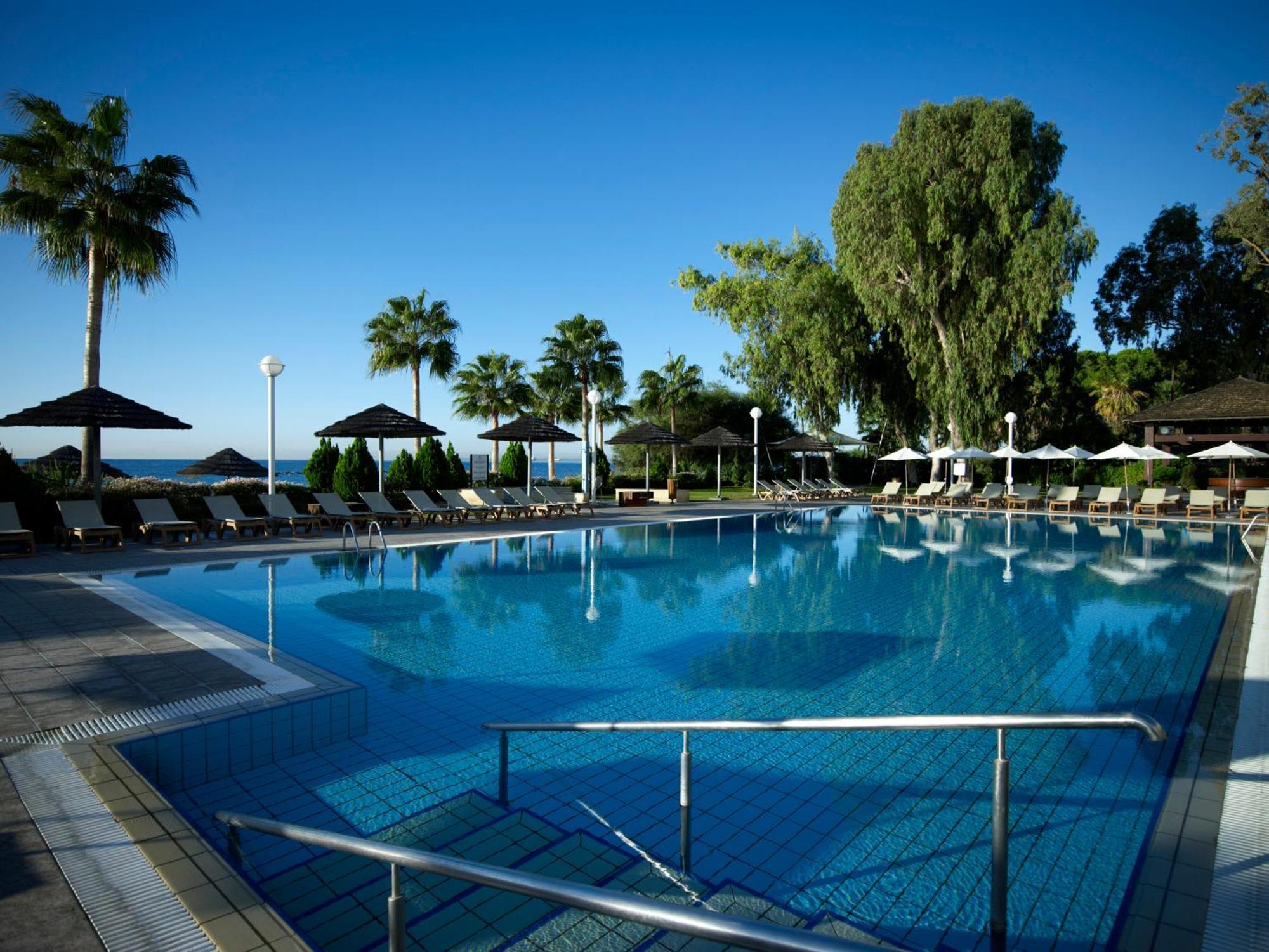 Atlantica Miramare Beach ลิมาซอล ภายนอก รูปภาพ